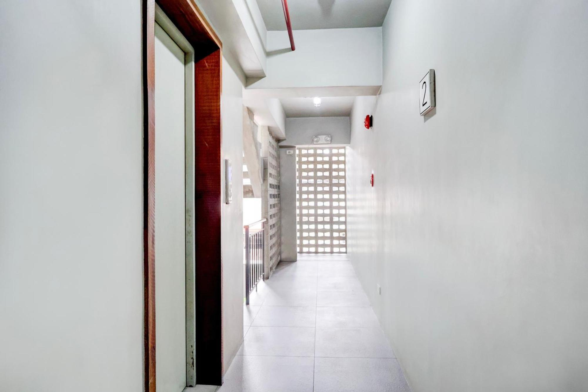 Collection O Brblock Boutique & Residences, Santa Cruz Olympia, Makati 马卡蒂 外观 照片