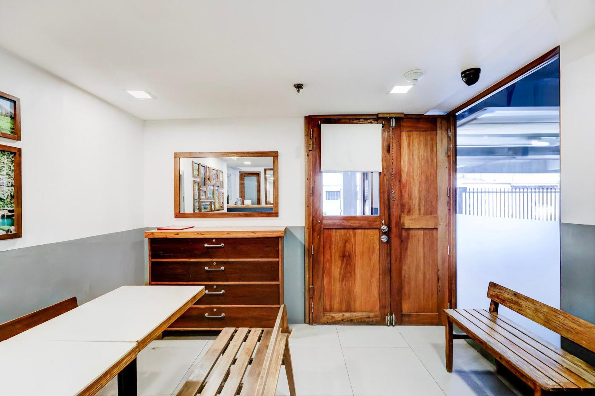 Collection O Brblock Boutique & Residences, Santa Cruz Olympia, Makati 马卡蒂 外观 照片